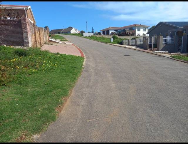 LAND FOR SALE IN MOSSEL BAY EXT 26
